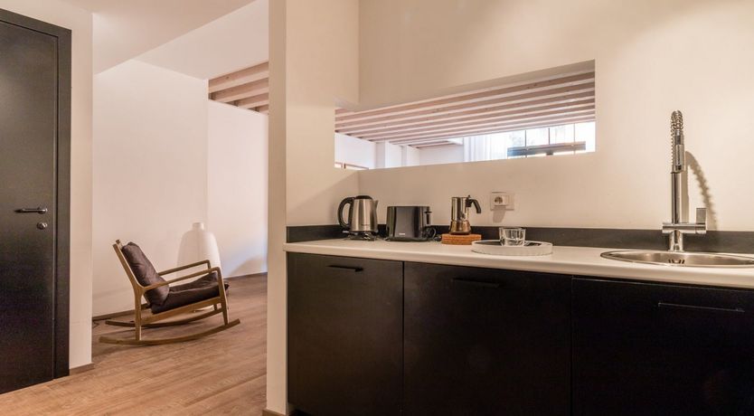 Photo of Venetian Wisteria