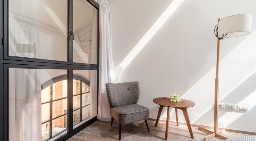 Photo of Venetian Wisteria