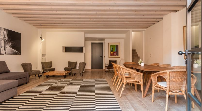 Photo of Venetian Wisteria