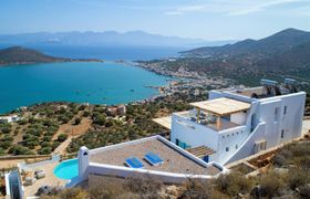 Cycladic Symphony Villa