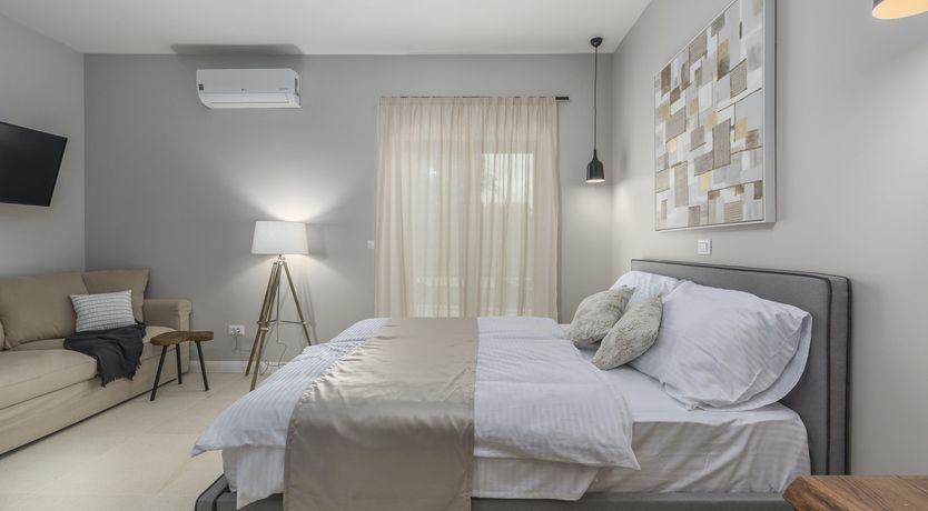 Photo of Bubbles on the Waves