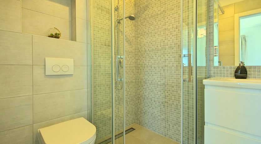 Photo of A Glance from the Peak