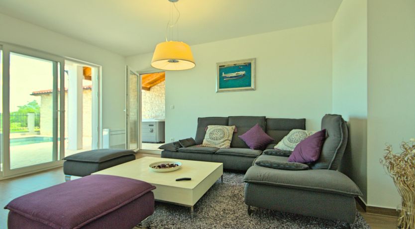 Photo of A Glance from the Peak