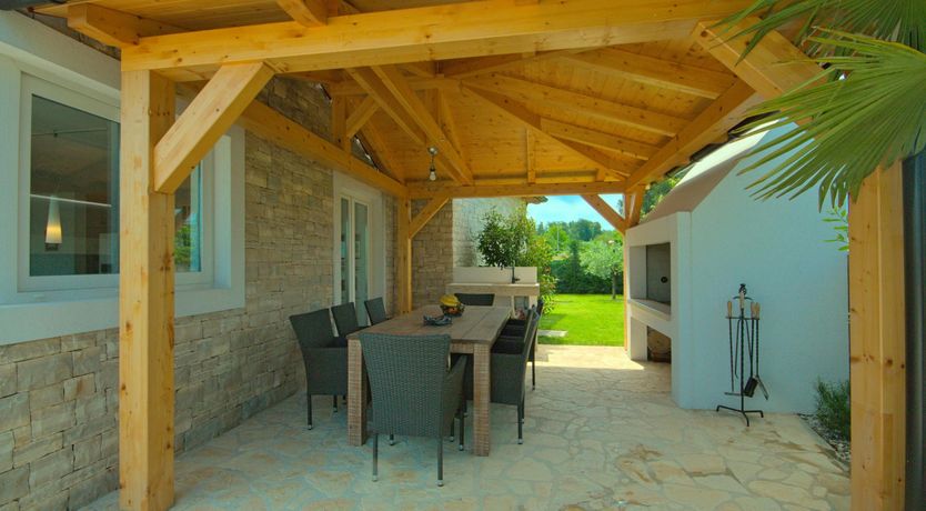 Photo of A Glance from the Peak