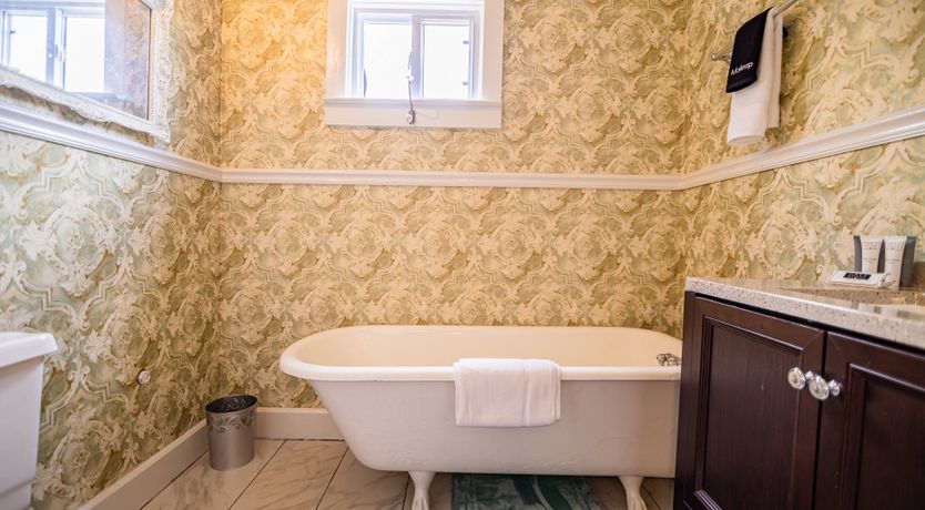 Photo of Manor on Main