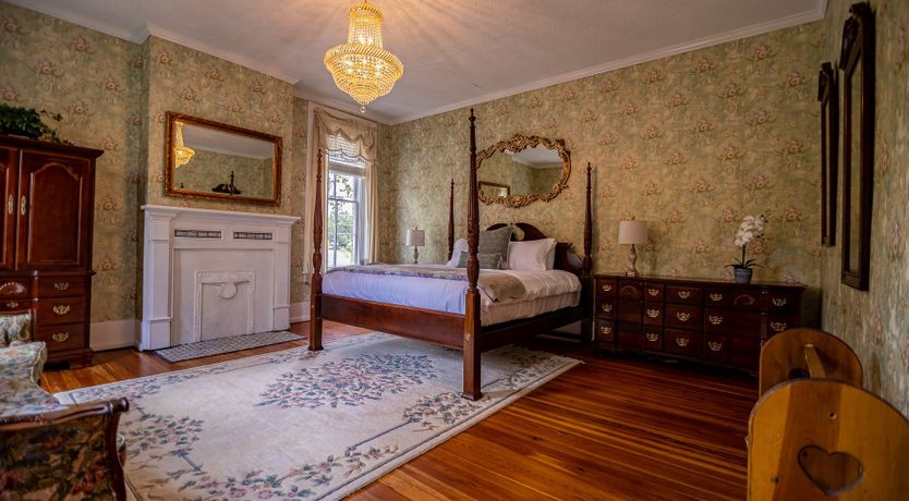 Photo of Manor on Main