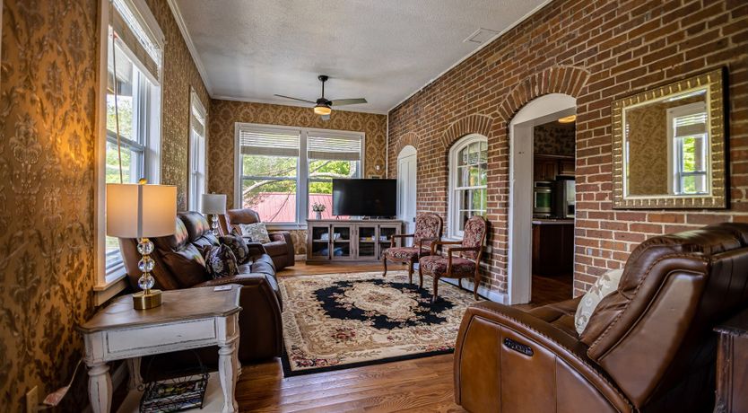 Photo of Manor on Main