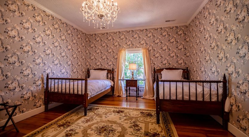 Photo of Manor on Main