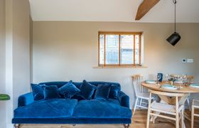 Meadows & Stables Holiday Cottage