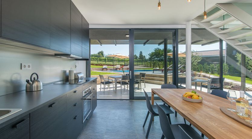 Photo of The Green Star