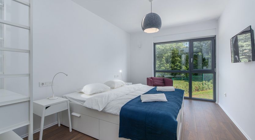 Photo of The Green Star