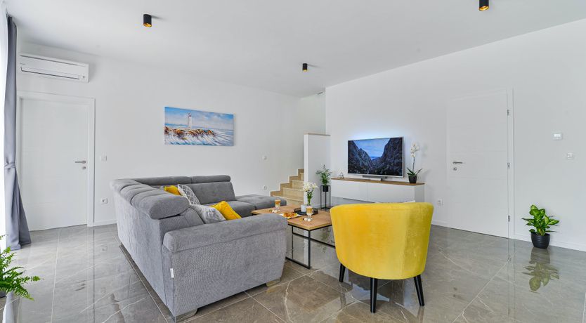 Photo of The Stone Horizon