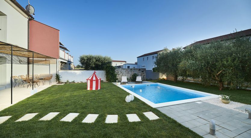 Photo of Umag's Waves