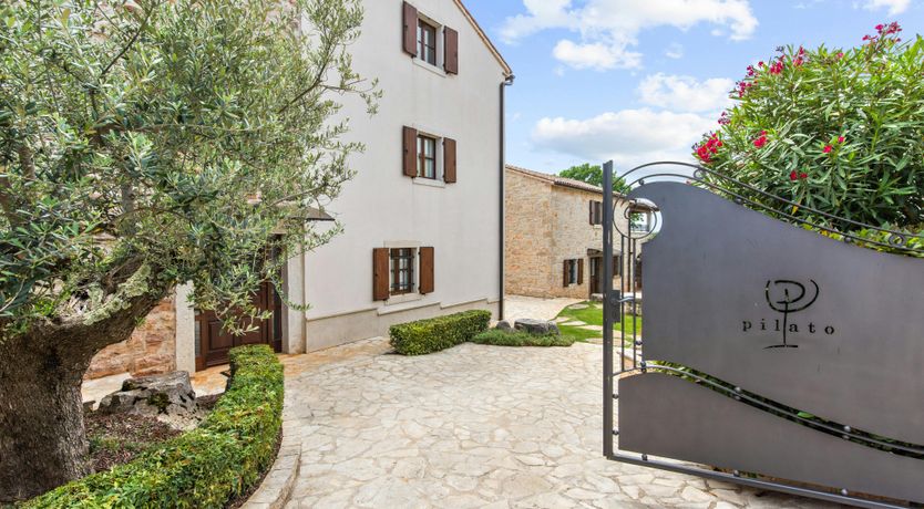 Photo of The Bohemian Flair