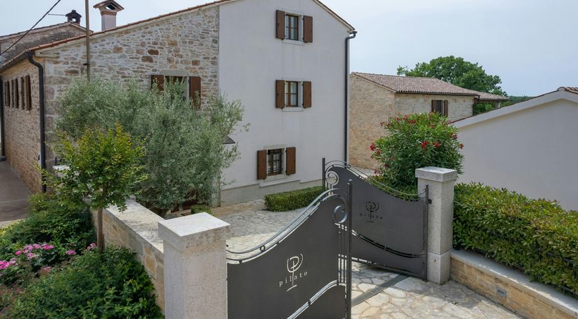 Photo of The Bohemian Flair