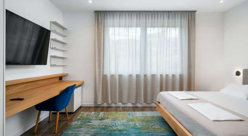 Photo of Dalmatian Gem