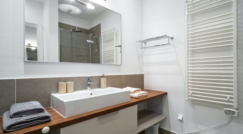 Photo of Dalmatian Gem