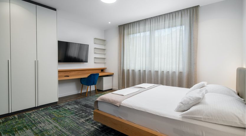 Photo of Dalmatian Gem