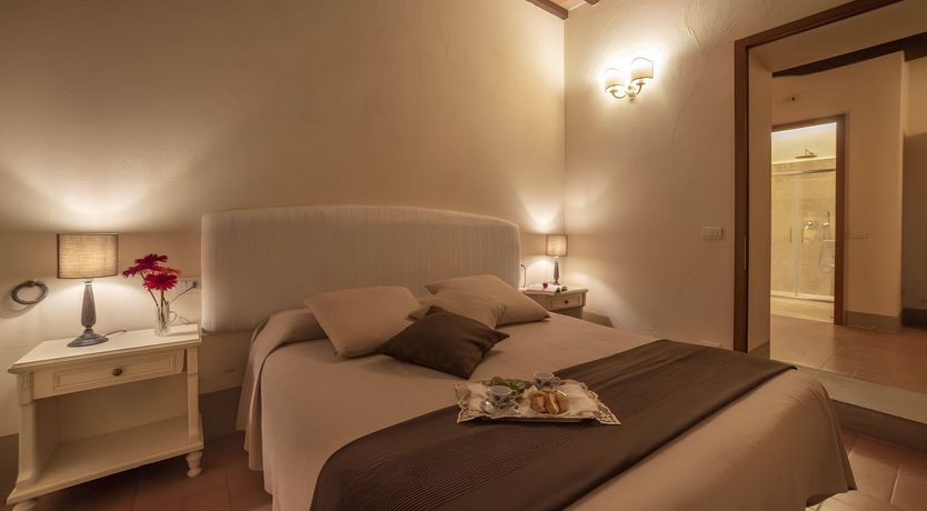 Photo of Tuscan Muse