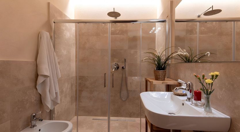 Photo of Tuscan Muse