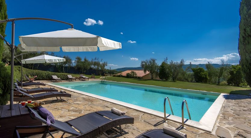 Photo of Tuscan Muse