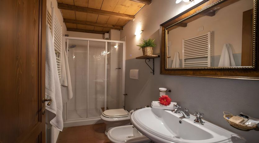 Photo of Tuscan Muse