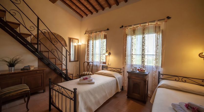 Photo of Tuscan Muse