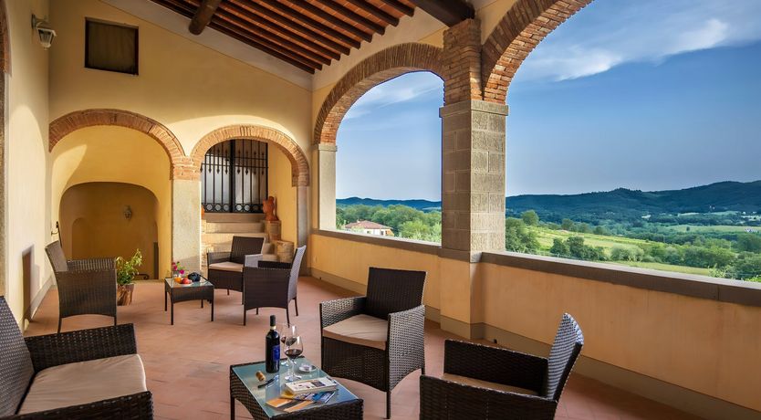 Photo of Tuscan Muse