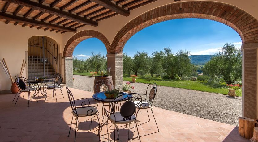 Photo of Tuscan Muse