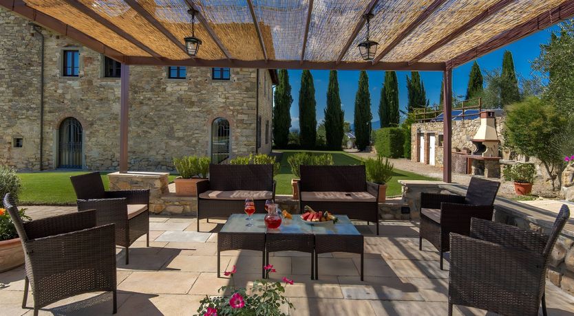 Photo of Tuscan Muse