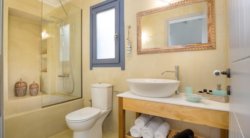 Photo of Ionian Glory