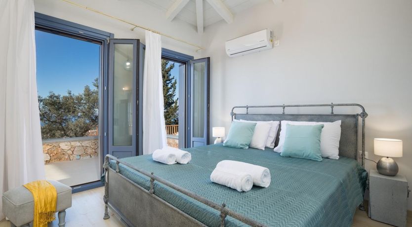 Photo of Ionian Glory