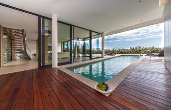The Faro Holiday Home