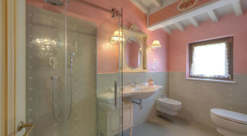 Photo of The Lago Sky