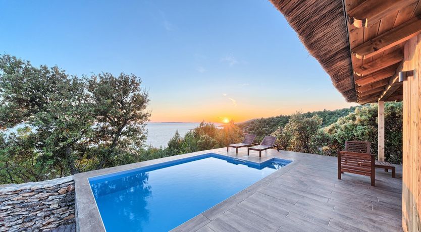 Photo of Ponderous Pleasures