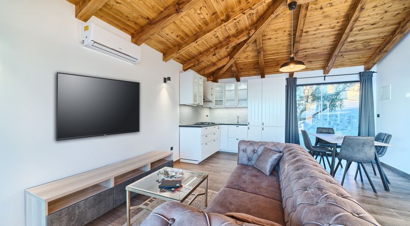 Photo of Ponderous Pleasures