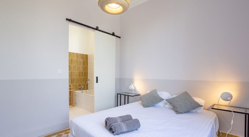 Photo of Sun Dreaming