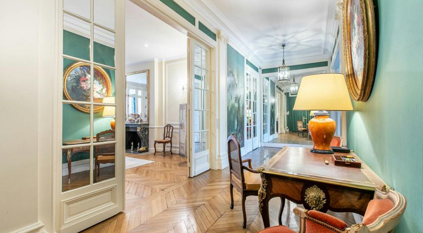 Photo of Elysées Gardens