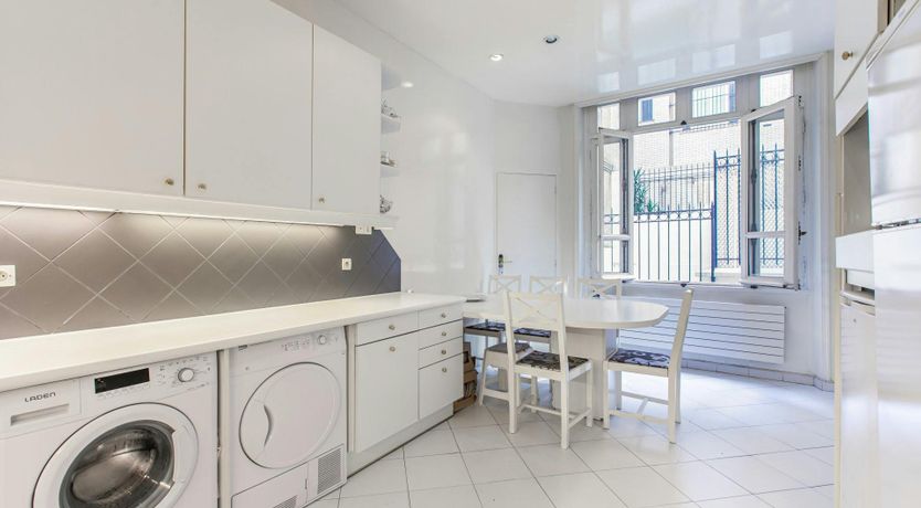 Photo of Elysées Gardens