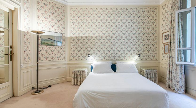 Photo of Elysées Gardens