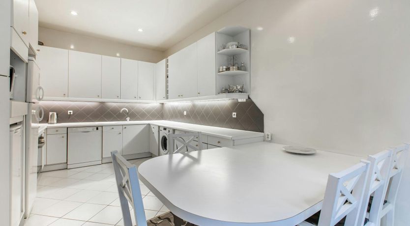 Photo of Elysées Gardens