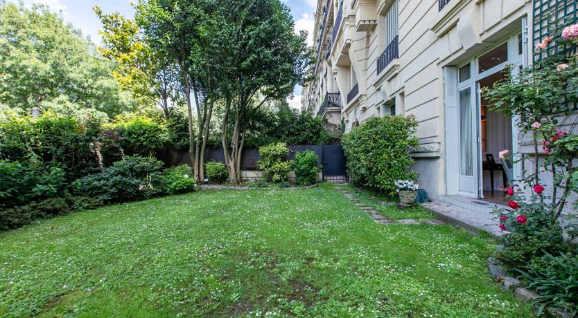 Photo of Elysées Gardens