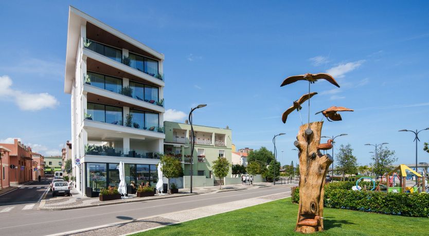 Photo of Olive Breeze