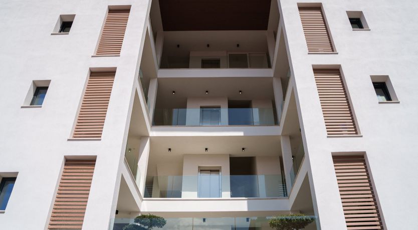 Photo of Olive Breeze