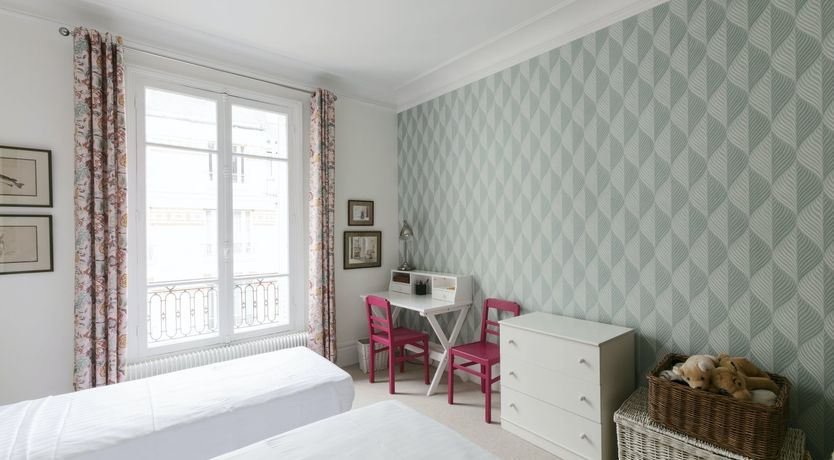 Photo of Parisian Teal