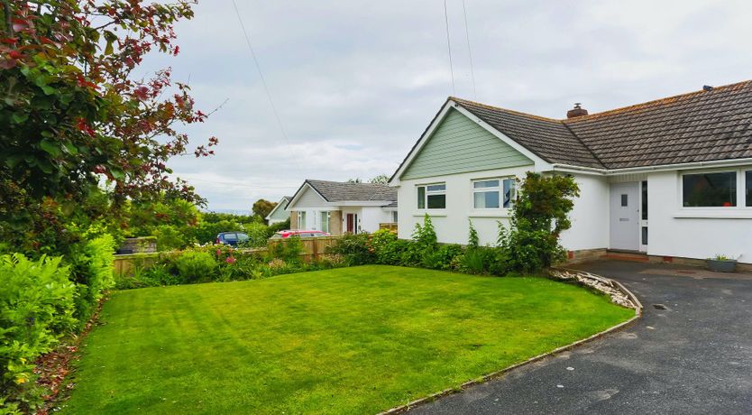 Photo of Surf & Sunshine