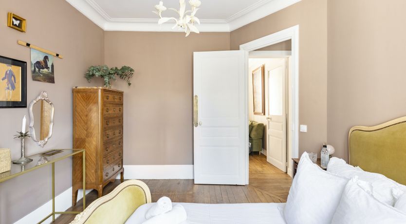 Photo of Lucky Feather