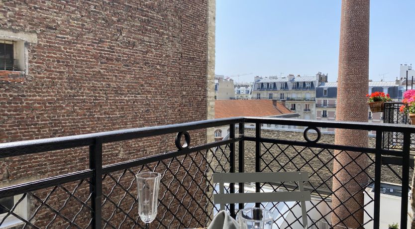 Photo of Lucky Feather