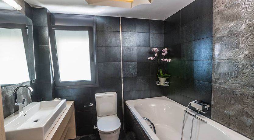 Photo of Hilltop Retreat