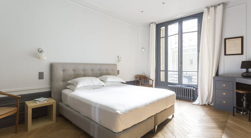 Photo of Triumphant Neighbour